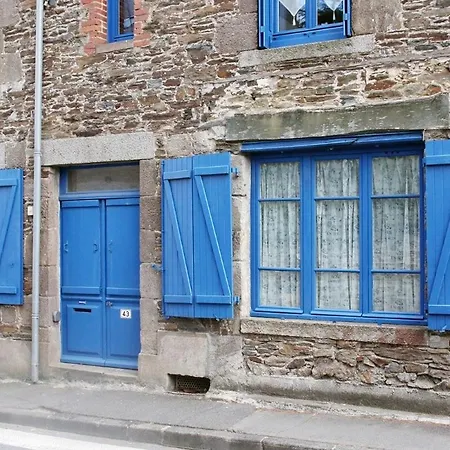 Comme A La Maison Cancale